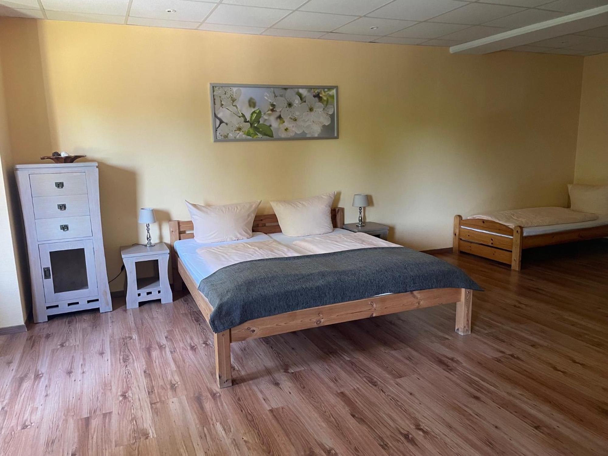 Hotel Rabenstein Raben Steinfeld Luaran gambar