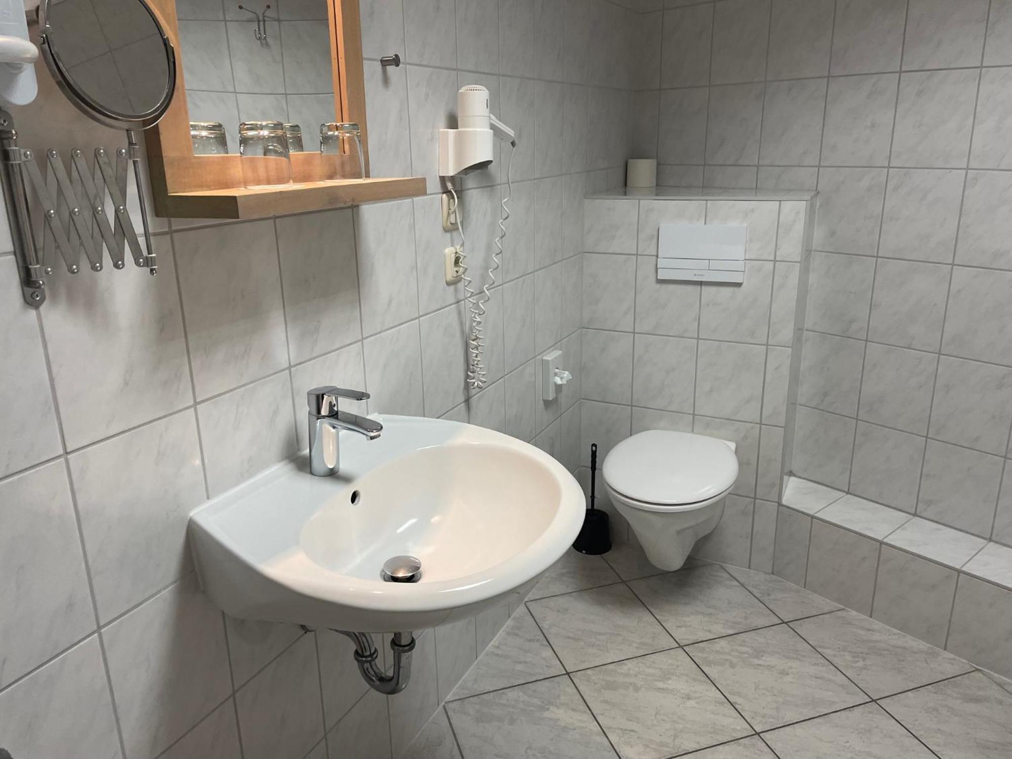 Hotel Rabenstein Raben Steinfeld Luaran gambar