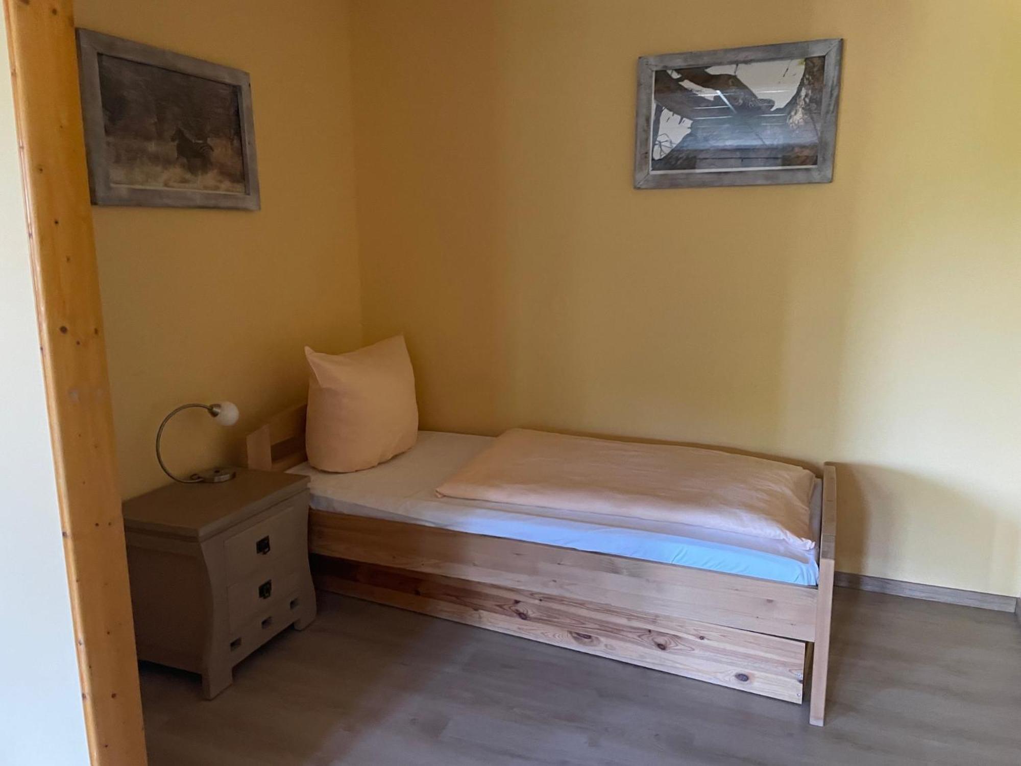 Hotel Rabenstein Raben Steinfeld Luaran gambar