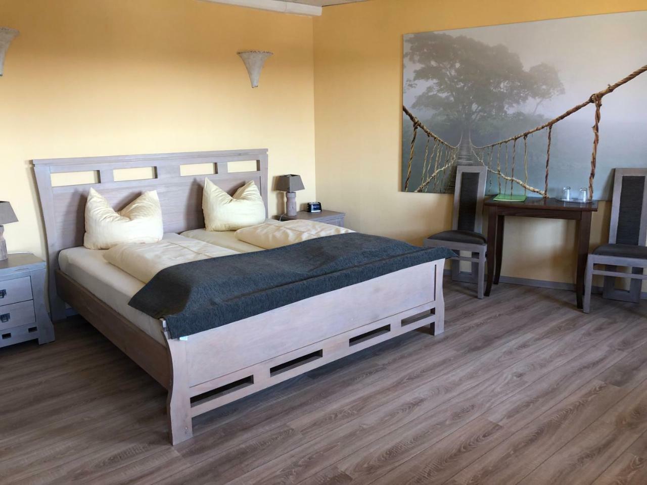 Hotel Rabenstein Raben Steinfeld Luaran gambar