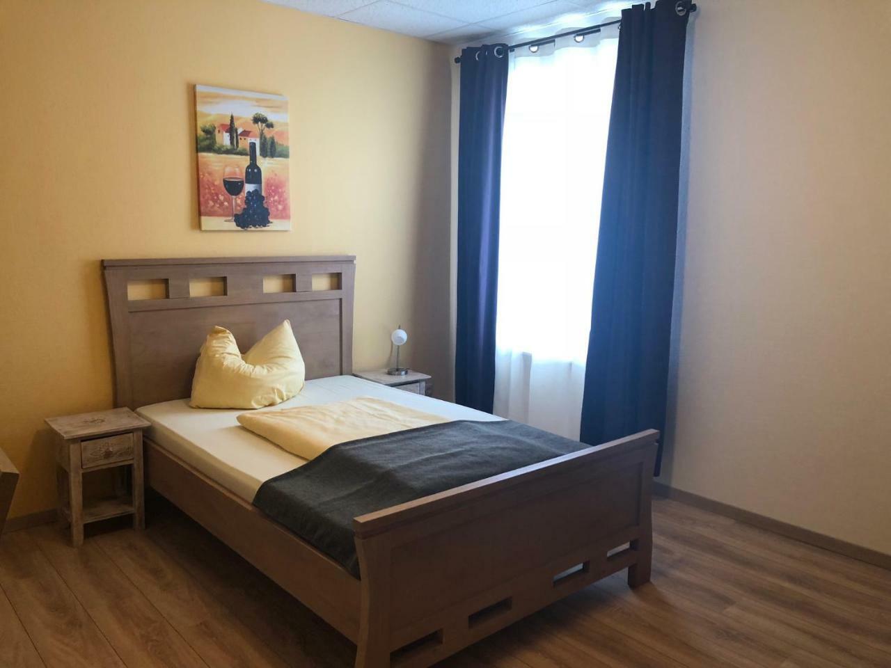 Hotel Rabenstein Raben Steinfeld Luaran gambar